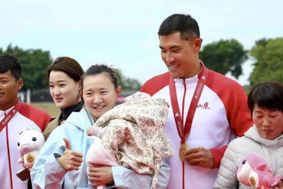 皇冠信用盘账号_张冬助力山东队夺得十五届全运会男子500米四人皮艇冠军