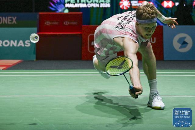 皇冠代理注册_羽毛球丨马来西亚公开赛：石宇奇晋级决赛